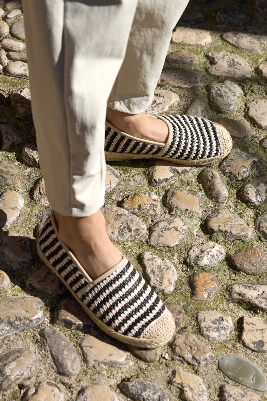 Beige und schwarz gestreifte Stoff Espadrilles Prima riga p687
