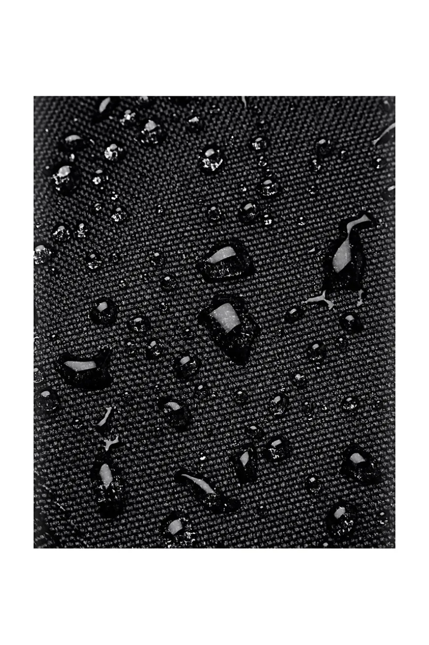 Borsone nero idrorepellente con scomparto ventilato Under armour Undeniable 5.0 Medium