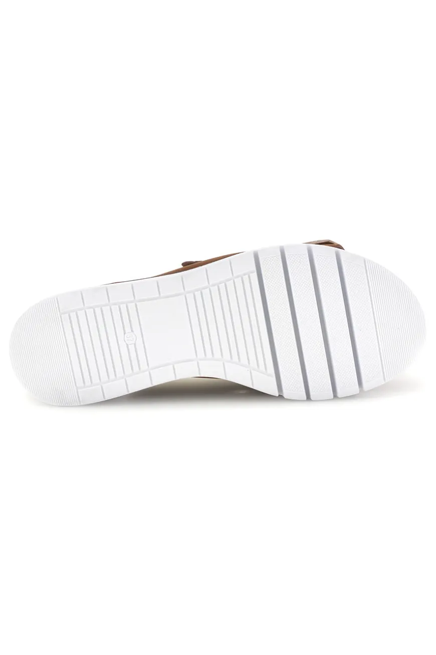 Ciabatta marrone con doppia fascia e fibbie Prima riga V113