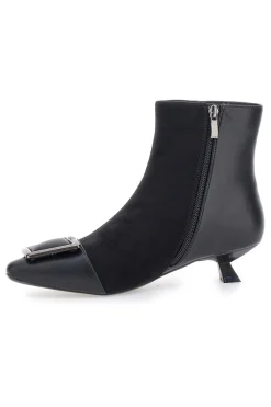 Ferre' F693C714 Schwarze Stiefeletten mit niedrigem Absatz und Schnalle