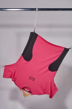 Maglia a Maniche Corte Nera e Fuxia Made in Italy Boardman Alpha 2
