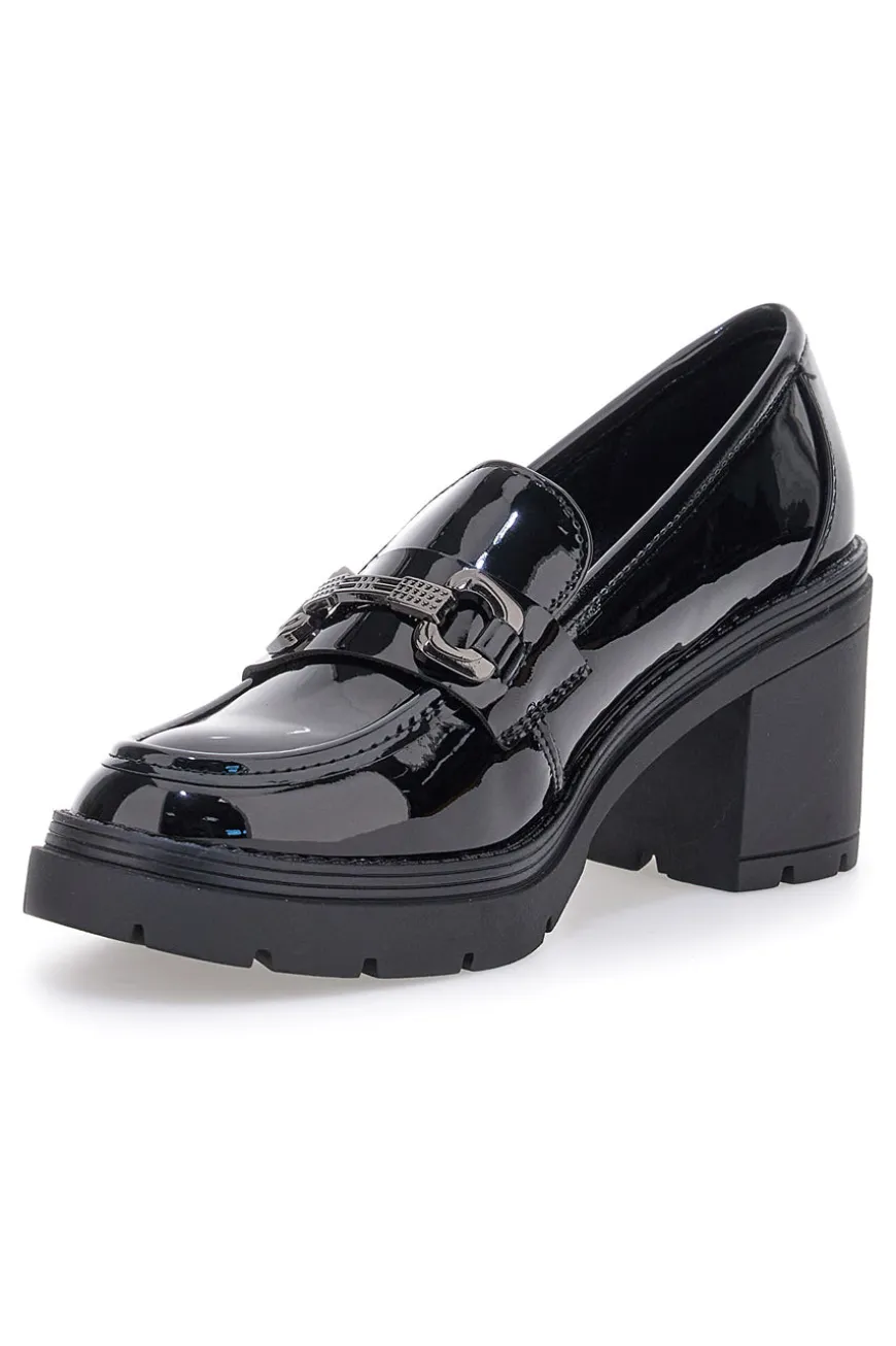Mocassini neri verniciati con tacco e morsetto First Lady P633