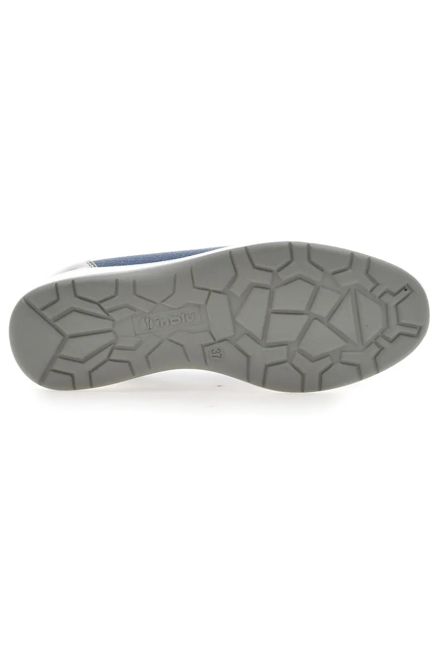 Mocassini Slip on blu in tessuto tecnico con zeppa Inblu 66IC