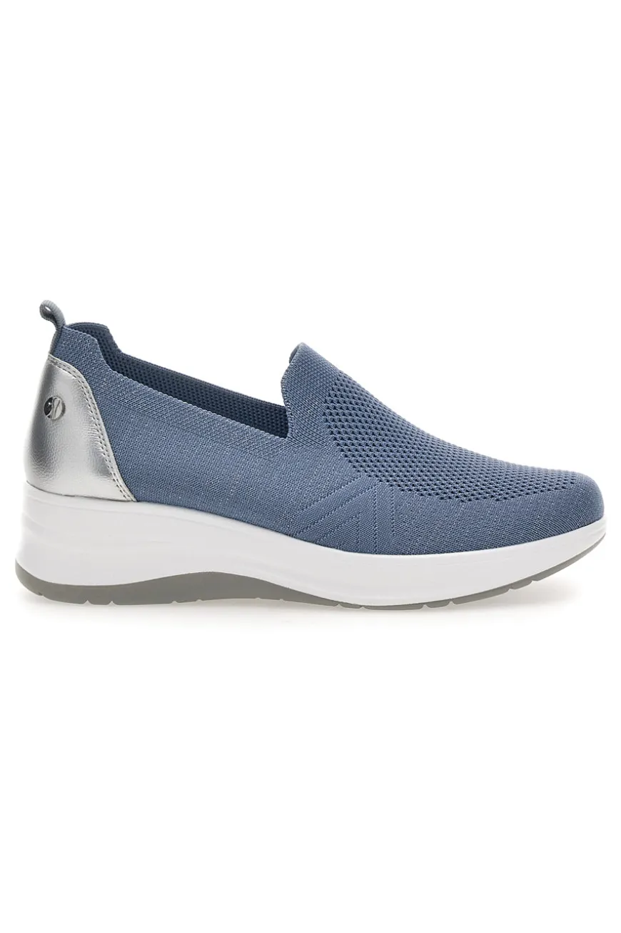 Mocassini Slip on blu in tessuto tecnico con zeppa Inblu 66IC