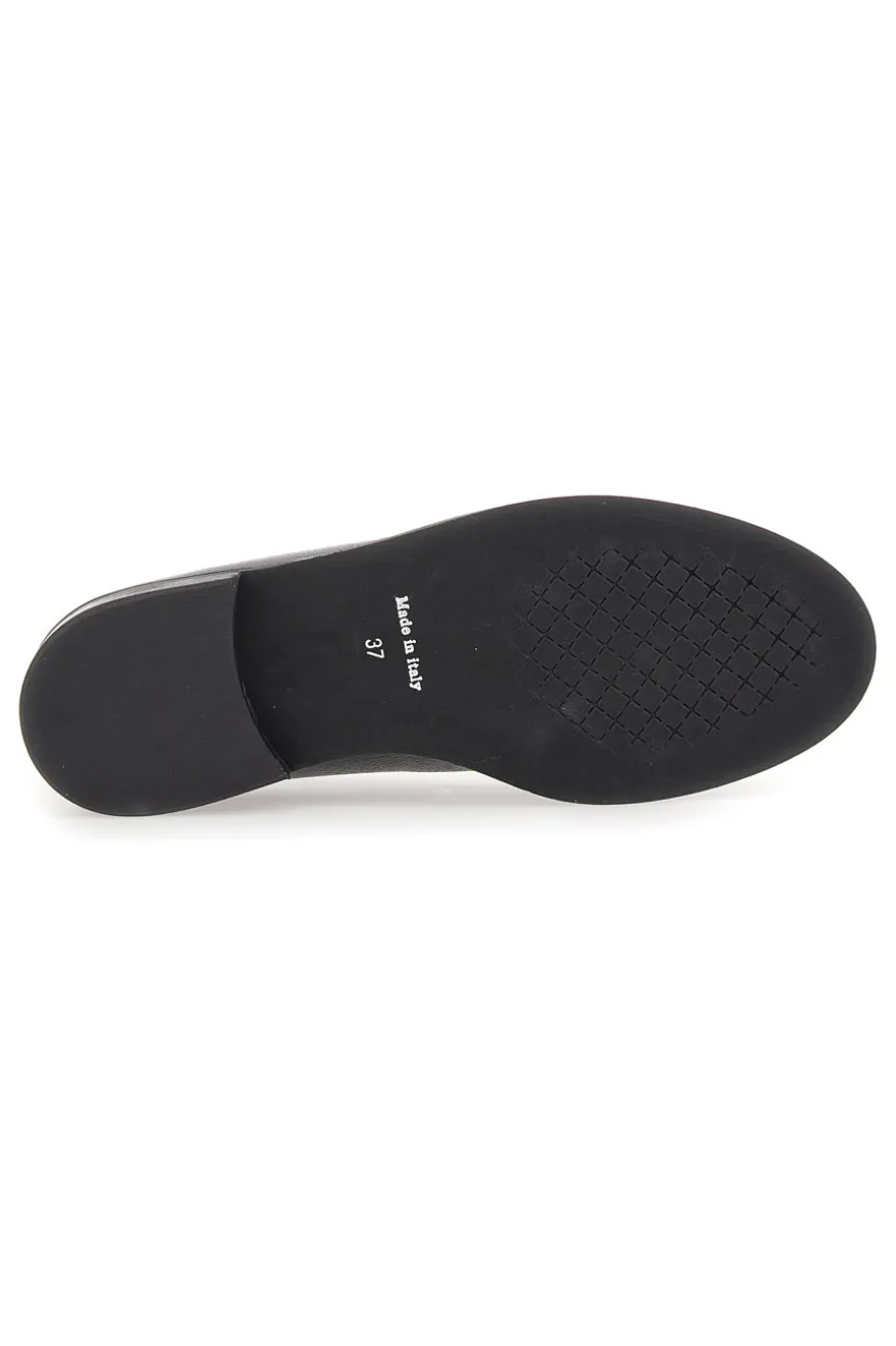 Mocassino vernice nera classico PITTARELLO GLAM 3659