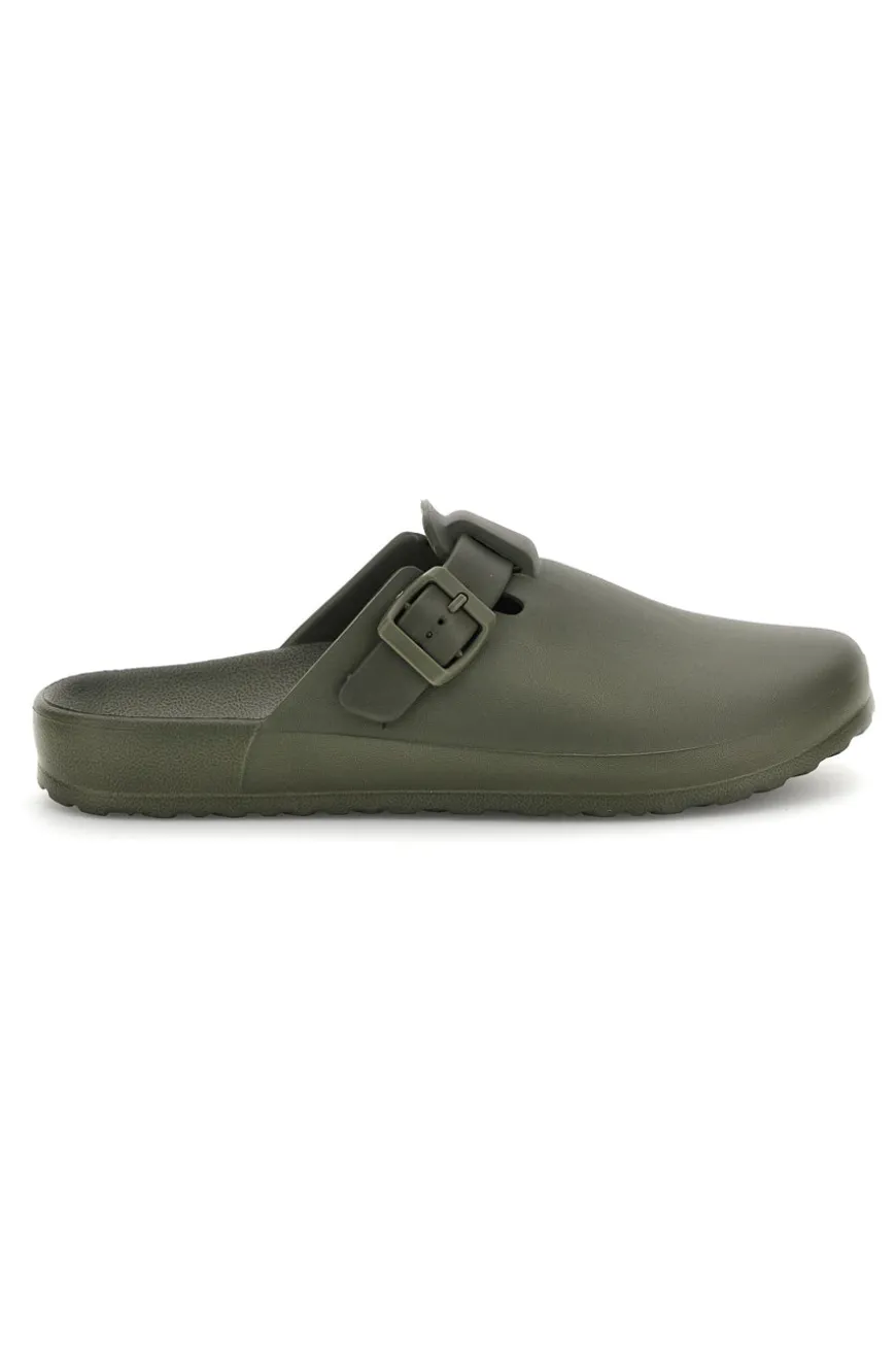 Sabot verde con fibbia 2t2l 2526