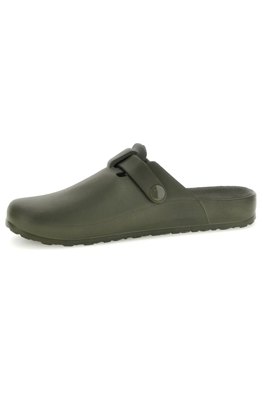 Sabot verde con fibbia 2t2l 2526