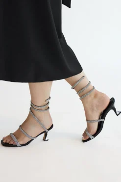 Sandali neri con strass e laccio a spirale Mon Dieu 1614