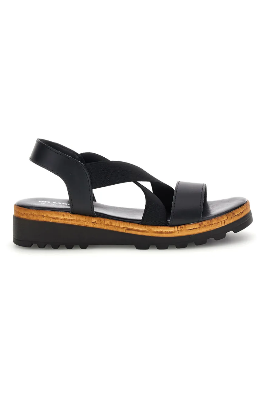 Sandali neri in pelle con fasce incrociate Pittarello 310570811