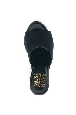 Sandalo nero con tacco e borchie Pittarello Must Have 11233