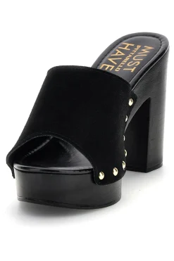 Sandalo nero con tacco e borchie Pittarello Must Have 11233