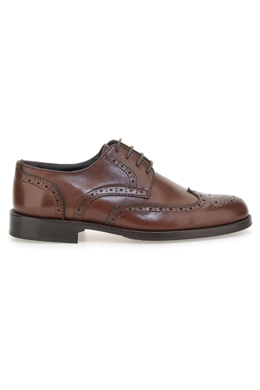 Scarpe eleganti marroni in pelle con forature decorative Pittarello 7710