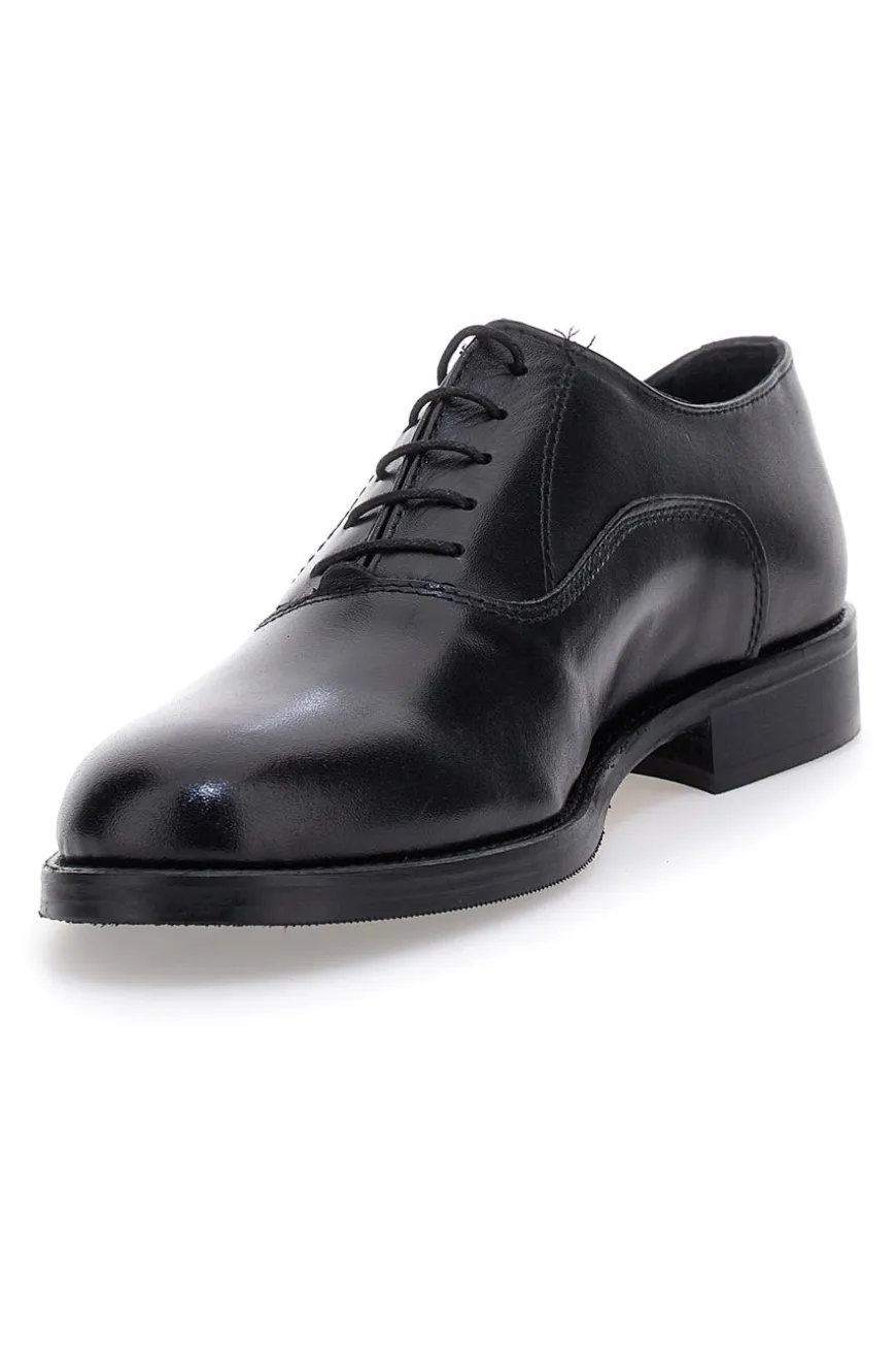 Scarpe eleganti nere con finitura lucida Made in Italy Pittarello 7700