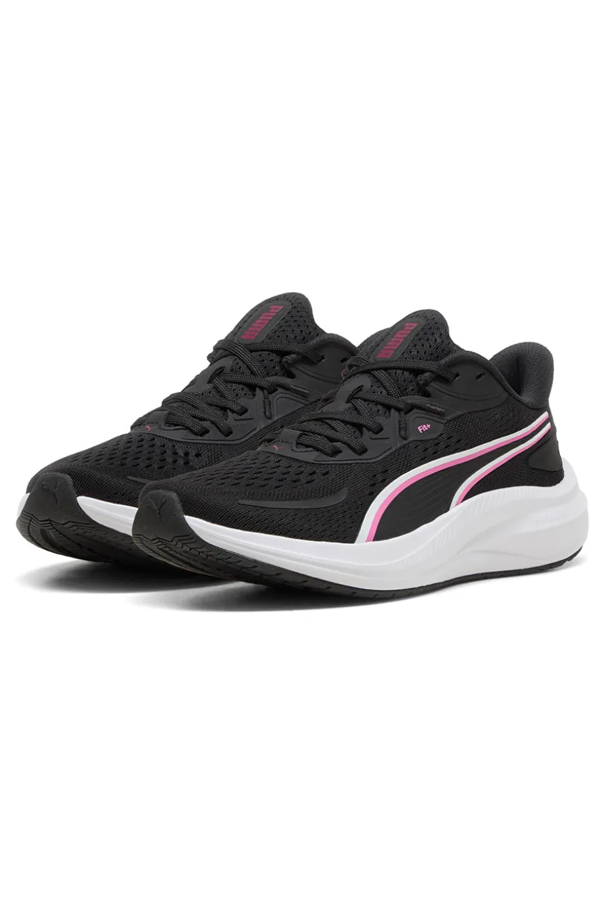 Scarpe running nere in mesh con dettagli rosa Puma Skyrocket Lite 2