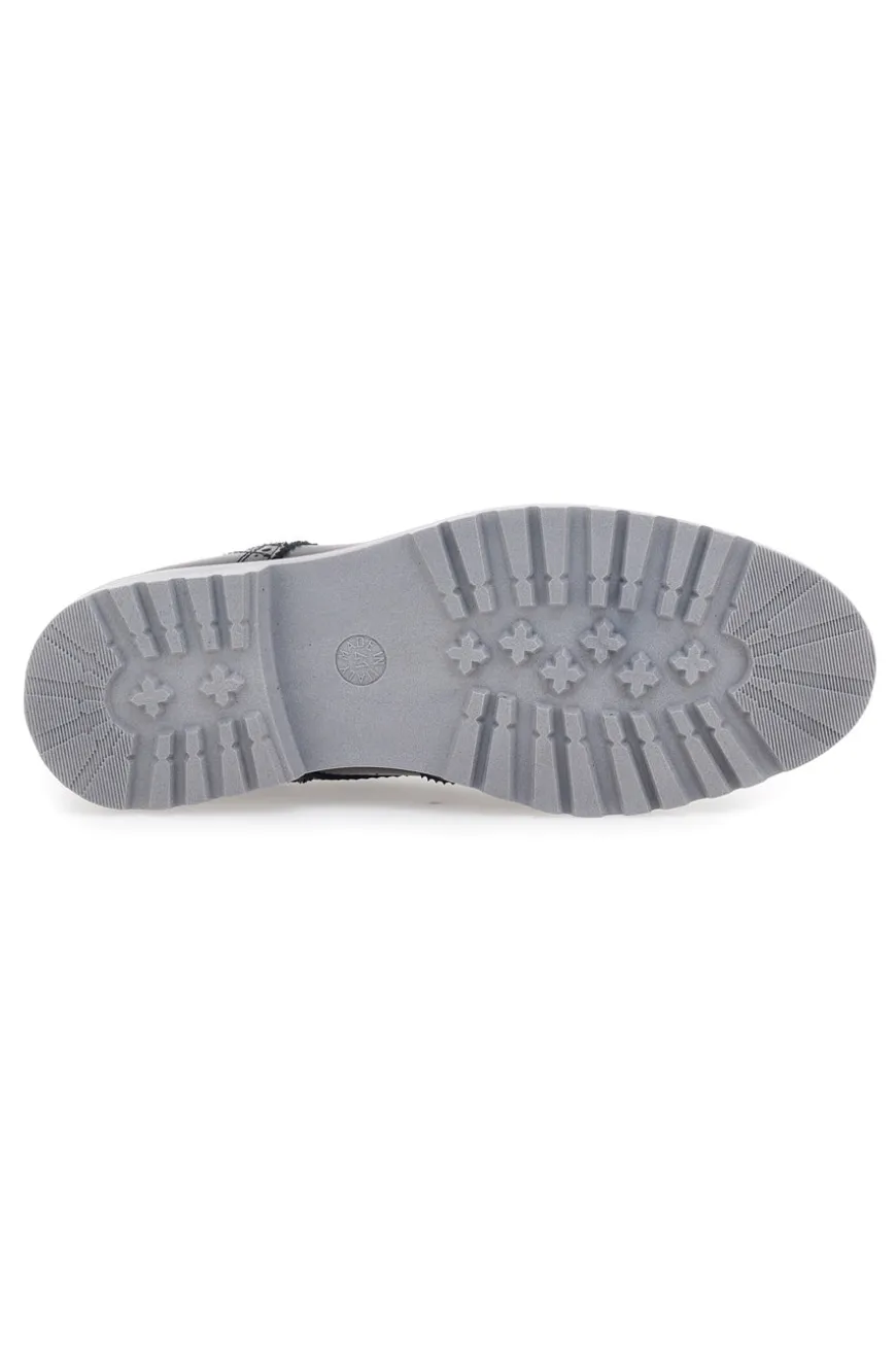Scarpe Stringate Nere Con Impuntura Longford 596