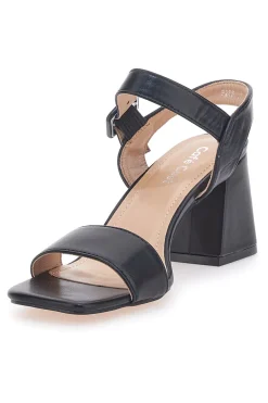Schwarze Sandalen mit Absatz und Knöchelriemen im Café kosten 285