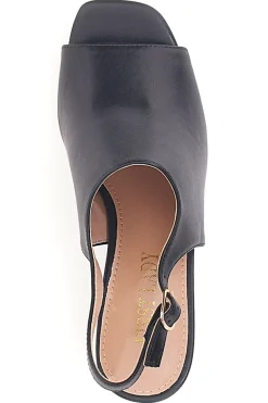 Schwarze Sandalen mit Riemen hinten und Öffnung vorne FIRST LADY P545