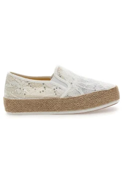 Slip-on bianche in crochet con suola in corda Energy E129