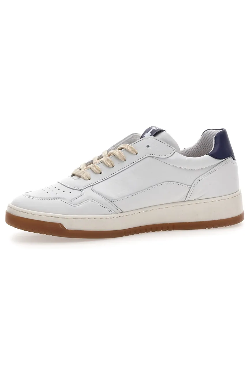 Sneaker bianca in vera pelle con dettagli blu Pittarello Plus S10