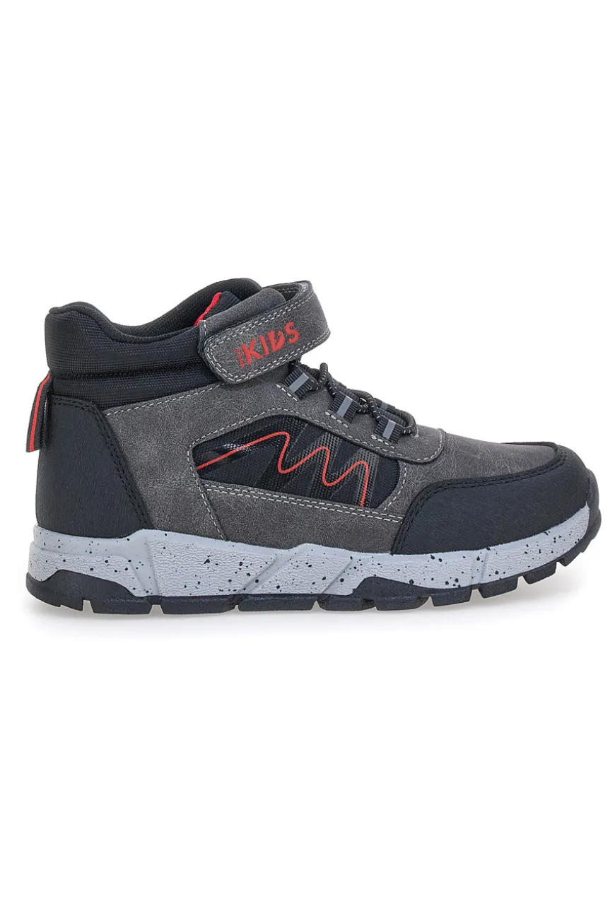 Sneakers alte grigie con dettagli rossi e strappo Pitt Kids 125