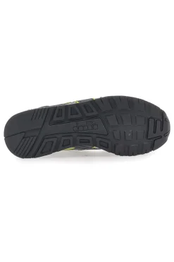 Sneakers Grigie con Tomaia in Pelle DIADORA N.92