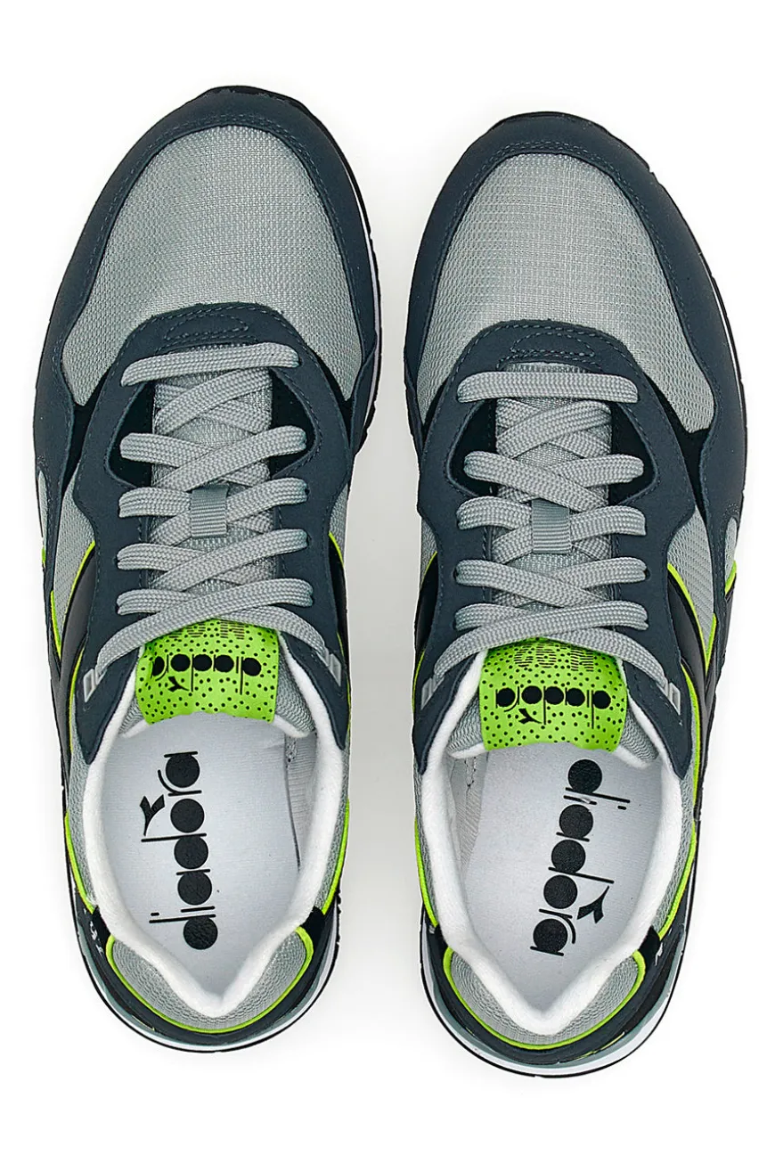 Sneakers Grigie con Tomaia in Pelle DIADORA N.92