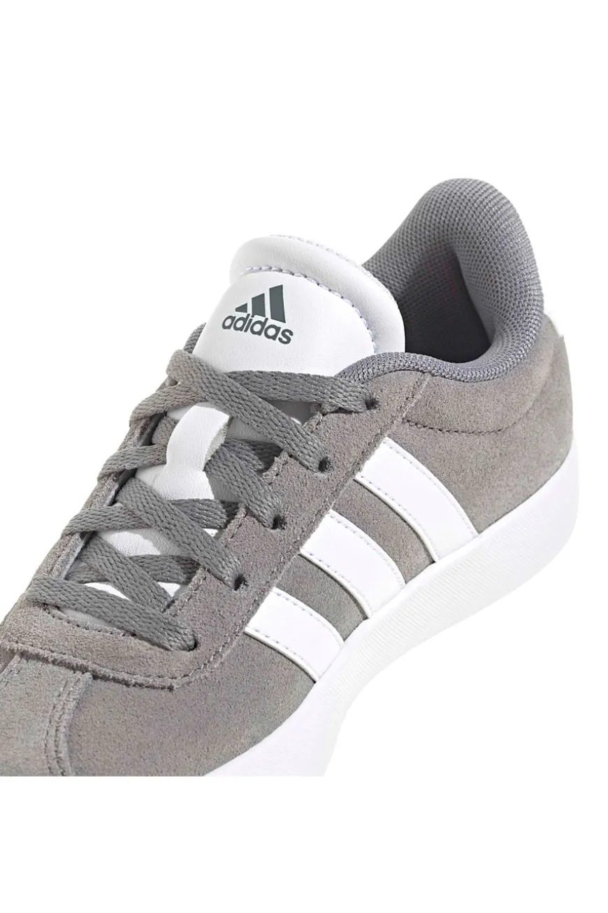 Sneakers grigie in suede con 3 strisce bianche Adidas VL Court 3.0 K