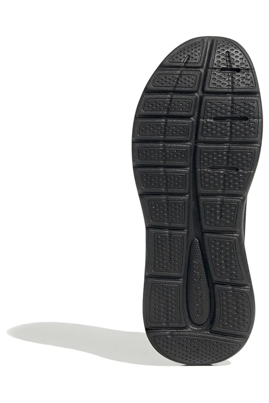 Sneakers nere con dettagli oro e suola Cloudfoam Adidas Cloudfoam Comfy