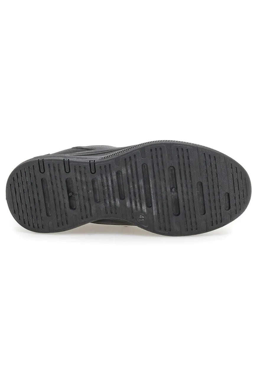 Sneakers nere con strappi e suola antiscivolo Canguro CA566