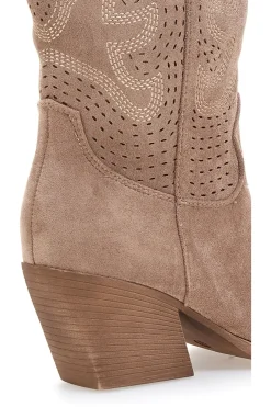 Stivali beige traforati con tacco Cafè cost H3W205837