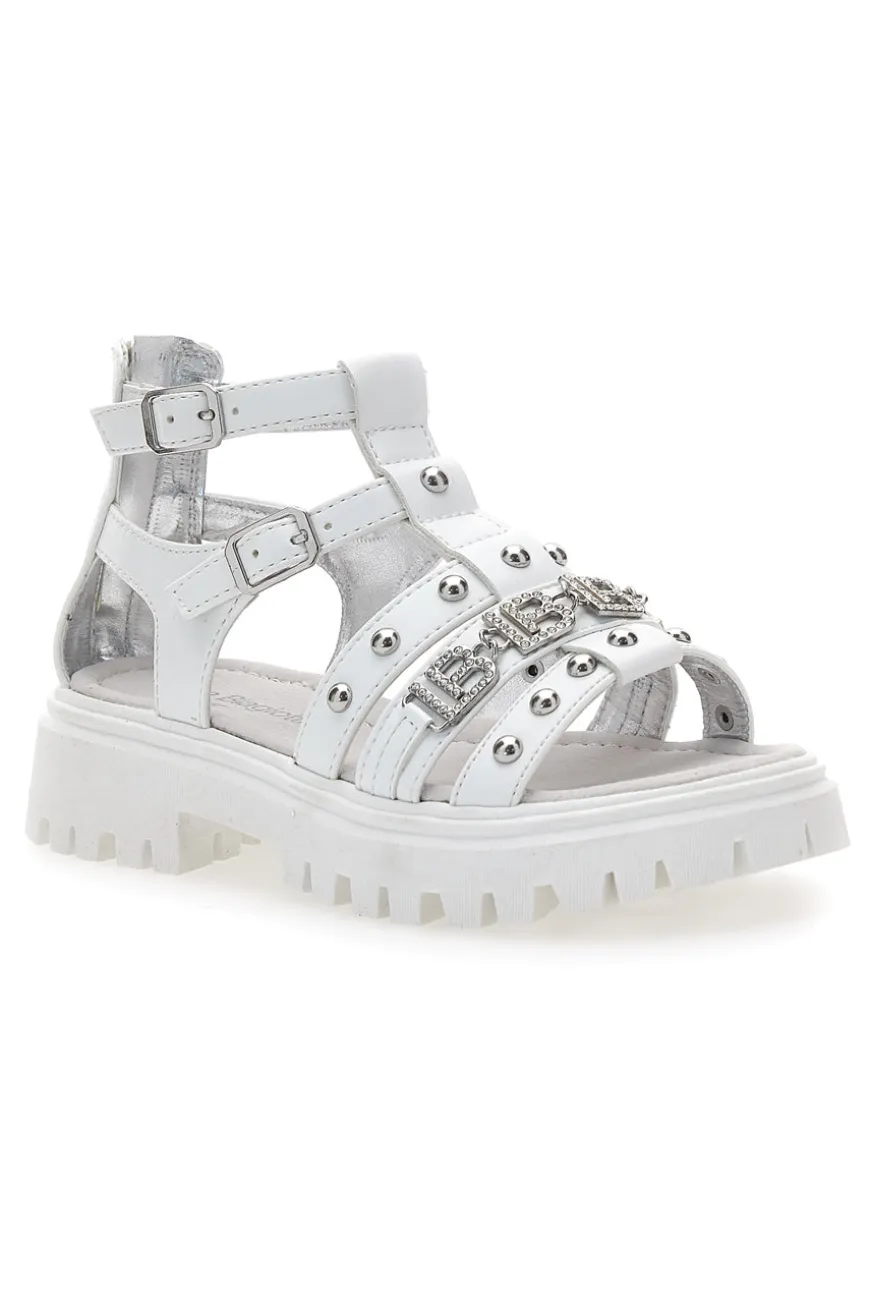 Weiße Sandalen mit Nieten und Metalllogo Laura Biagiotti 96219451
